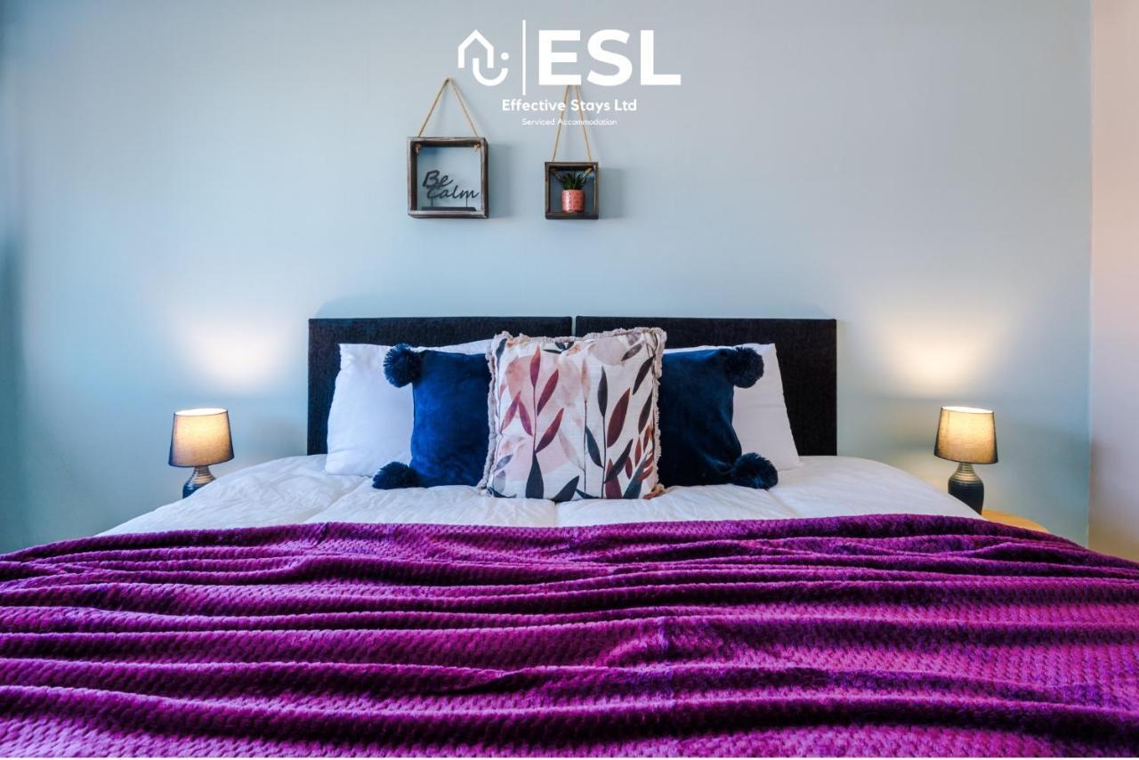 3 Bedroom House With Garden And Driveway Parking - Less Than 10 Mins From Chester City Centre Екстер'єр фото