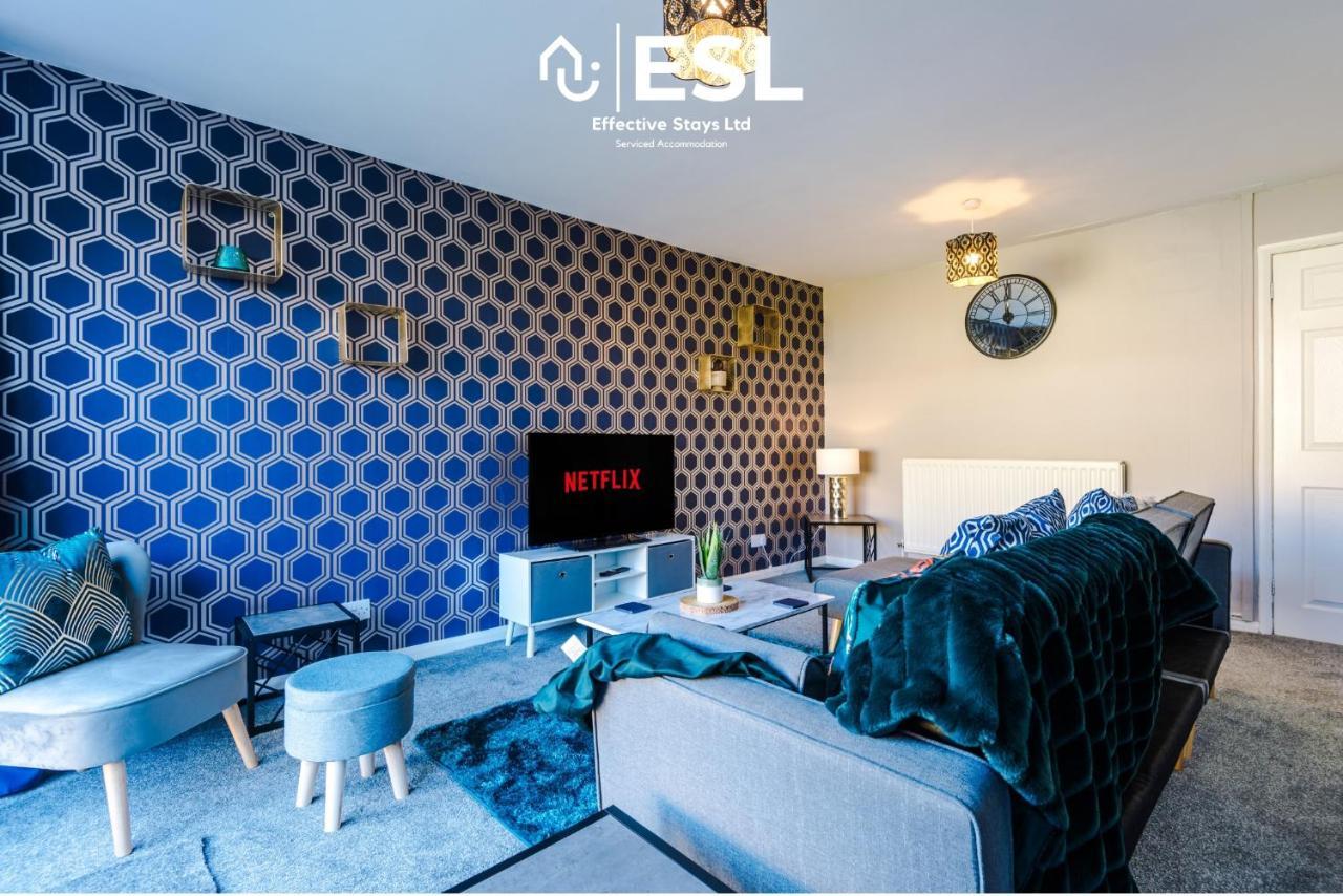 3 Bedroom House With Garden And Driveway Parking - Less Than 10 Mins From Chester City Centre Екстер'єр фото
